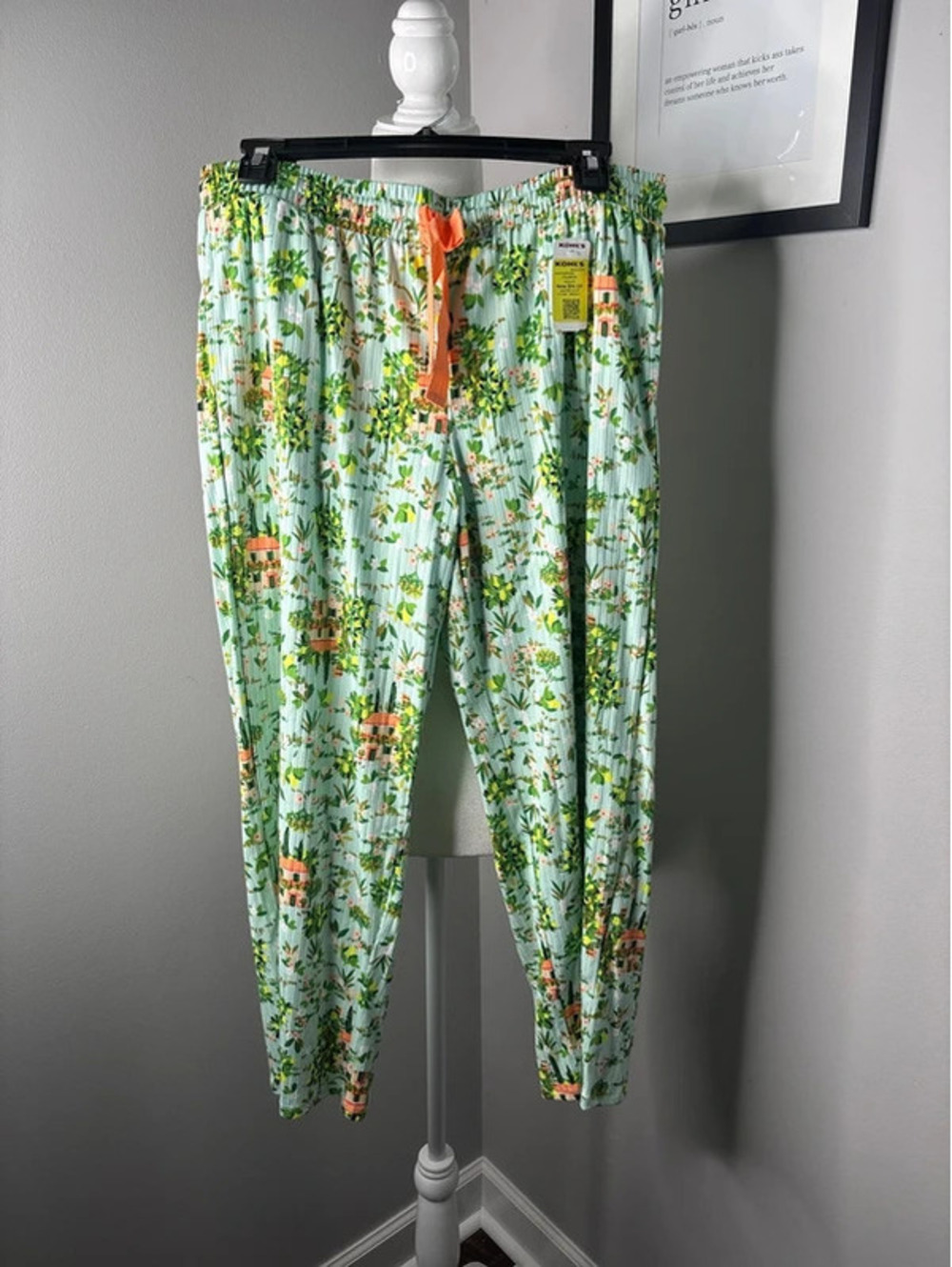 Cuddl duds pajama bottoms size M nwt